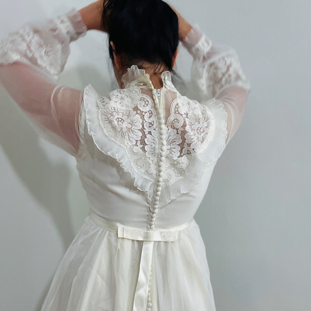 Vintage Ruffle up Princess Cut Bridal Originals Wedding Dress - Picture 6 of 16